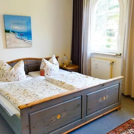 Rueckzugsort Fuer 2 - Schoenes Mit Terrasse, Wintergarten Und Badewanne Appartement *